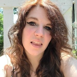 Meet your Posher, Bethany